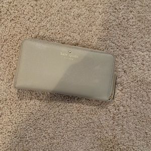 Gray Kate Spade Zip wallet